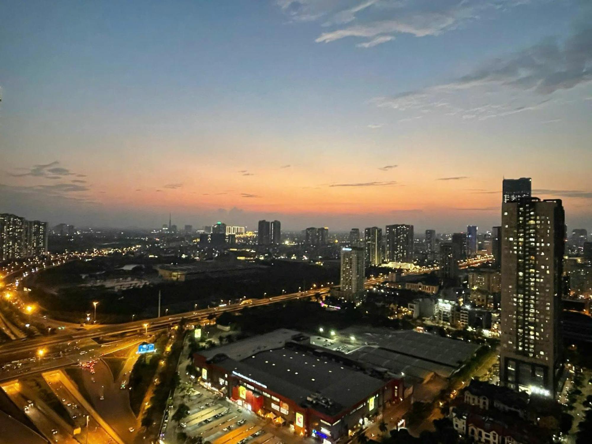Til - Vinhomes D'capitale Elegance - Tran Duy Hung Căn hộ Hà Nội